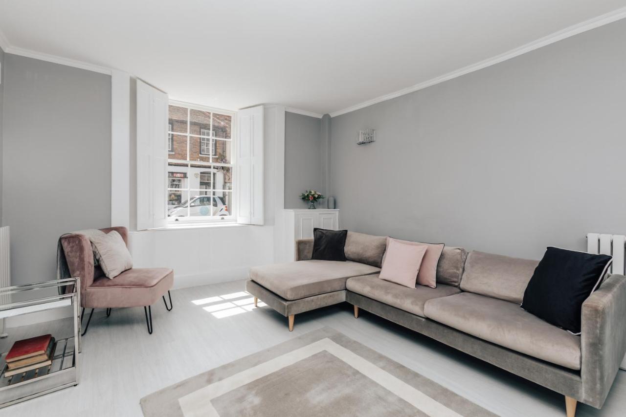The Mulberry Villa Henley-on-Thames Exterior foto