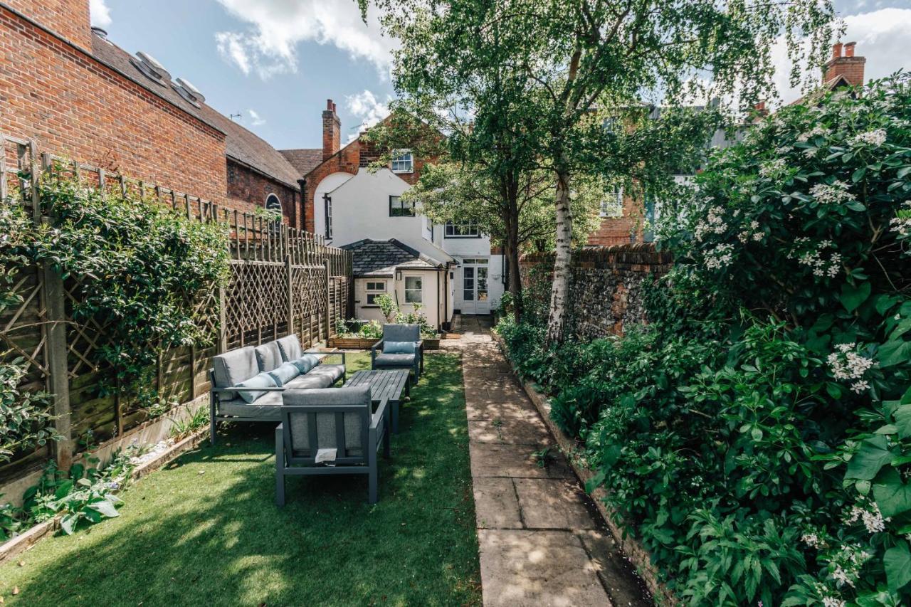 The Mulberry Villa Henley-on-Thames Exterior foto