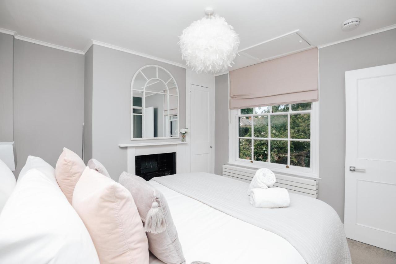 The Mulberry Villa Henley-on-Thames Exterior foto
