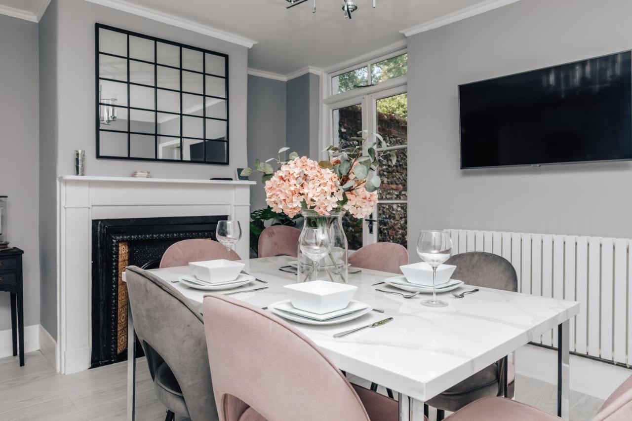The Mulberry Villa Henley-on-Thames Exterior foto