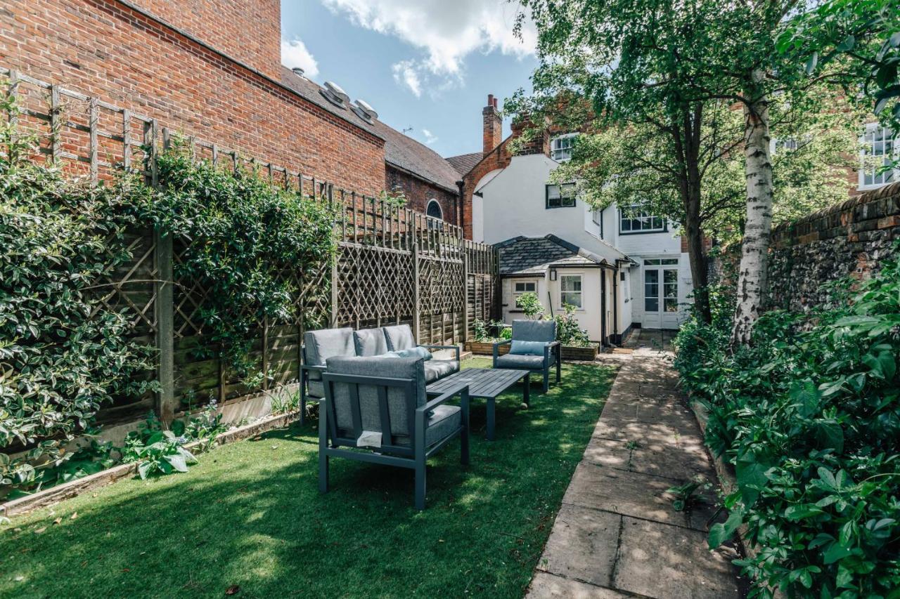 The Mulberry Villa Henley-on-Thames Exterior foto